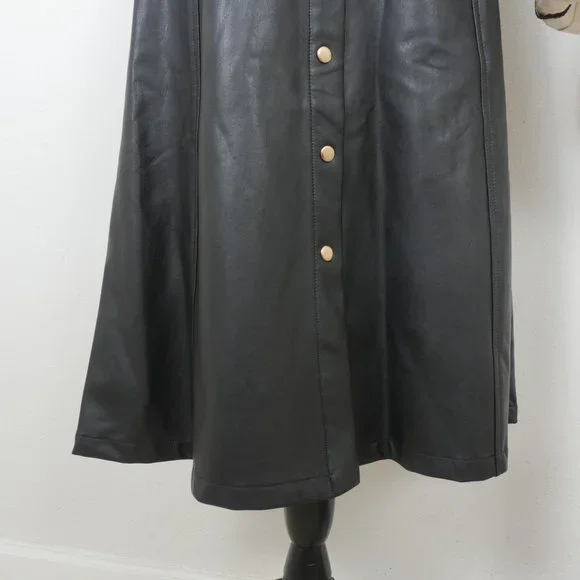 Carolina Belle Montreal Black Faux Leather Snap Front A Line SZ 10 Skirt NWT - Picture 4 of 7